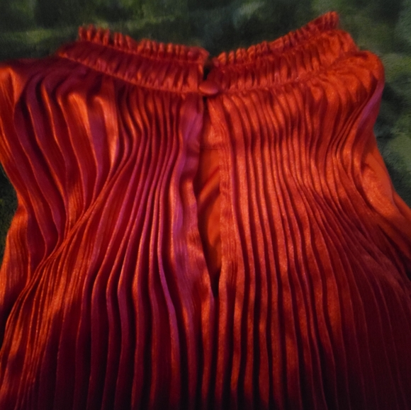 Nine West Rich Red Sleeveless Blouse - Picture 4 of 8